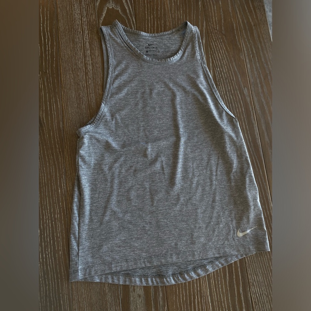 Nike dri-fit tank top with shoulder cut out details